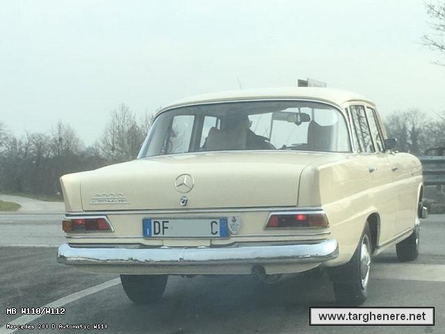 mercedesw110frabo18720180315.jpg