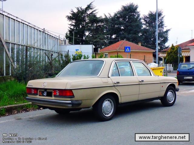 mercedesw123blowup20180422.jpg
