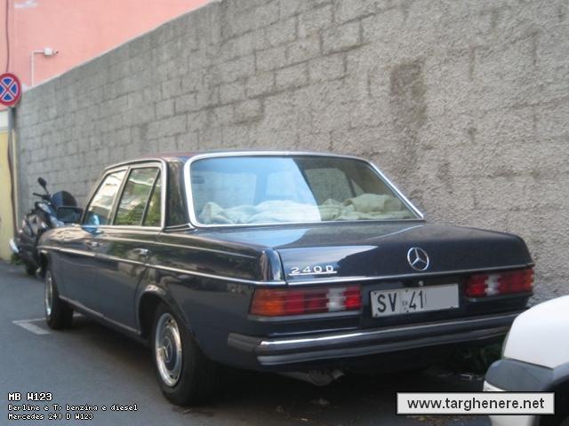 mercedesw123mc12720180429.jpg
