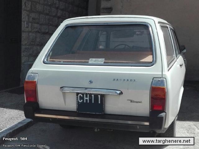 peugeot504familialefrabo20180922.jpg