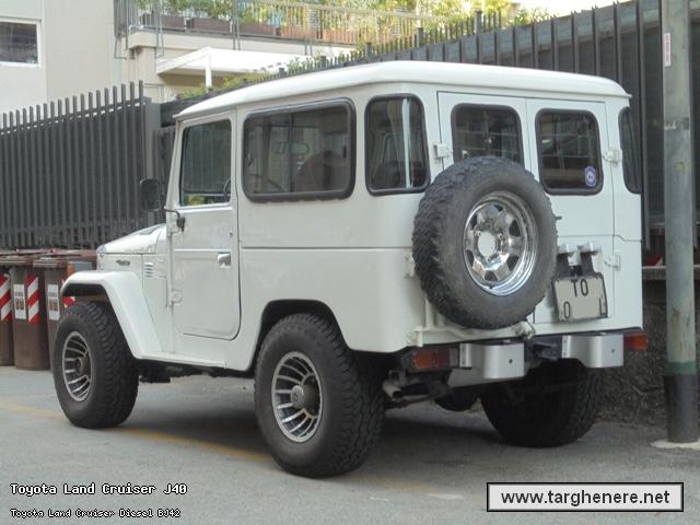 toyoyalandcruisermc12720181106.jpg