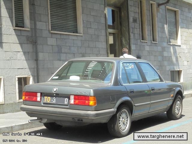 bmwe30mc12720181112.jpg