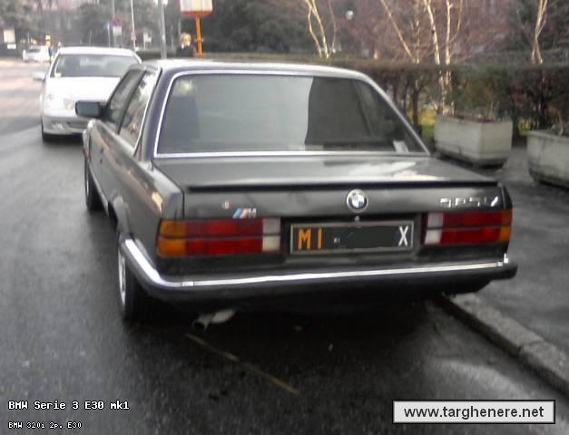 320ibalck85.jpg