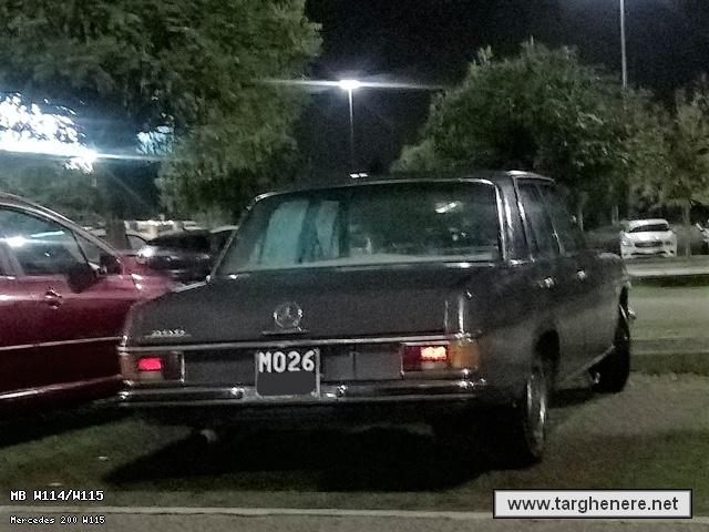 mercedesw115prof20181127.jpg