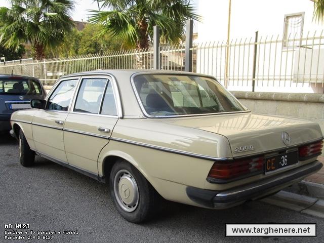 mercedesw123mariano20181130.jpg