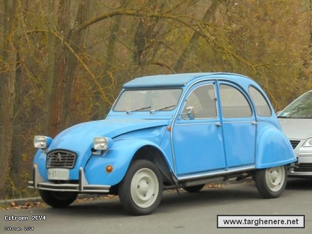 citroen2cvmc12720181215.jpg