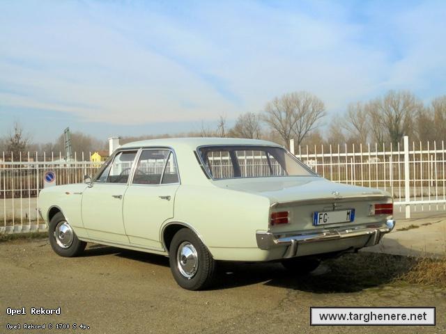 opelrekordmc12720190115.jpg