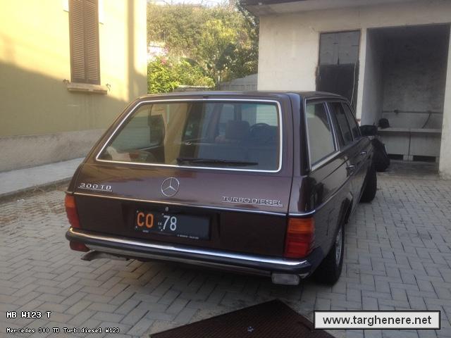 mercedesw123sw131mirafiori20190206.jpg