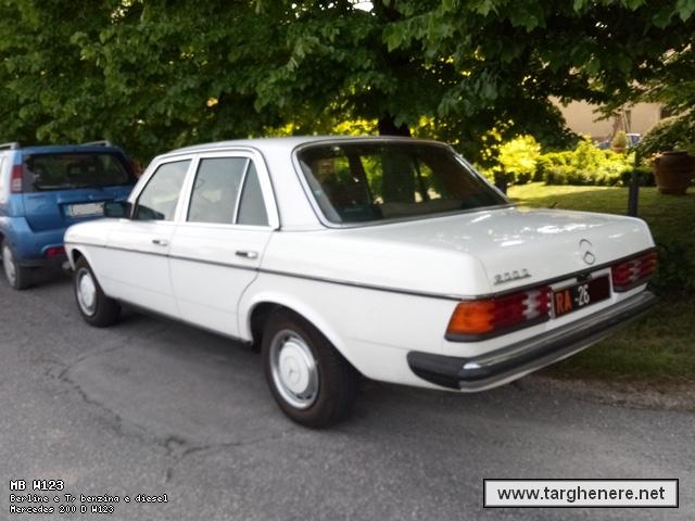 mercedesw123oinotna20190428.jpg