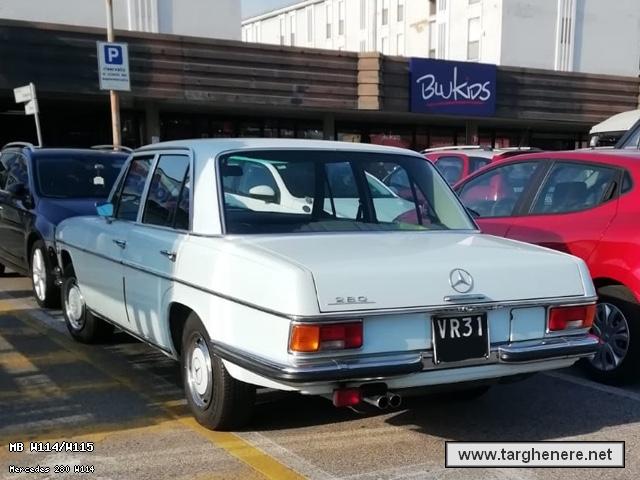 mercedesw114frabo20191025.jpg