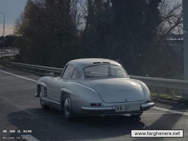 mercedes300slbiturbo8320191225.jpg