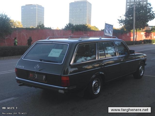 mercedesw123swpolar20200202.jpg