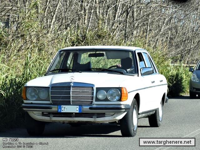 mercedesw123super20720200310.jpg