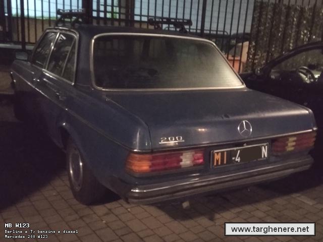 mercedesw123mikewolmots20200413.jpg