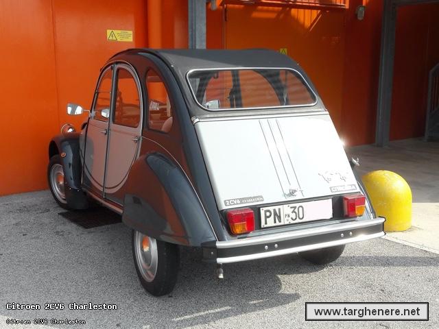 citroen2cvneim20200426.jpg