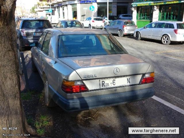 mercedesw124bue20200512.jpg