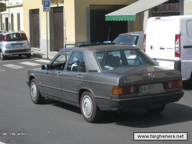 mercedes190ata20200522.jpg