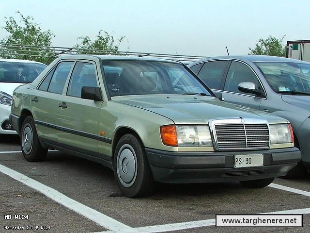 mercedesw124fil20200523.jpg