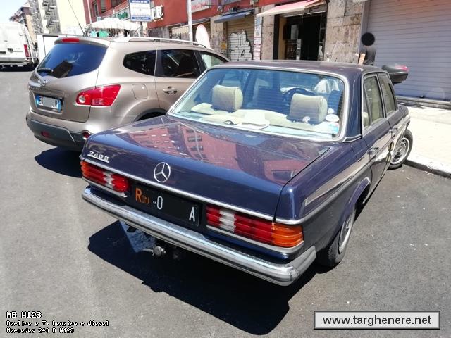 mercedesw123bue20200626.jpeg