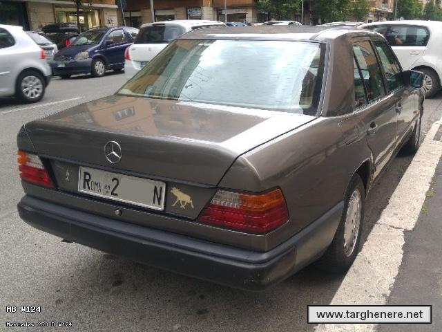 mercedesw124bue20200910.jpg