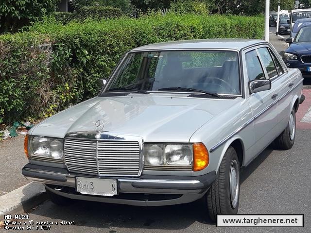 mercedesw123argiuliasuper20200924.jpg