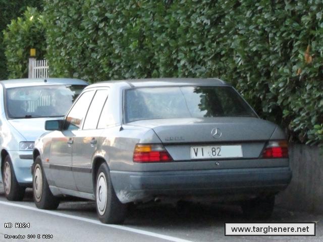 mercedesw124gabford20200930.jpg