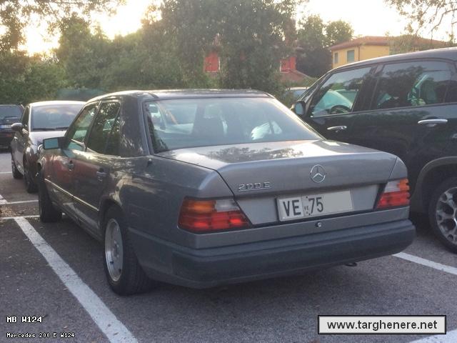 mercedesw124mx5dan20201006.jpg