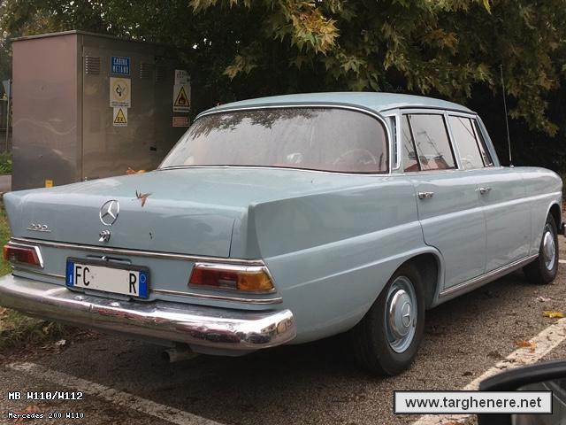 mercedesw110frabo20201105.jpg