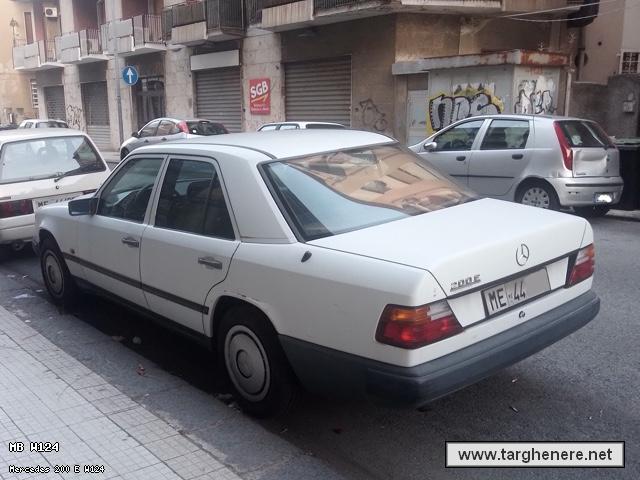 mercedesw124kanonx20201108.jpg