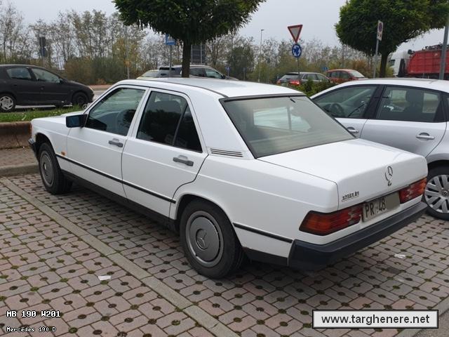 mercedes190luka9620201115.jpg
