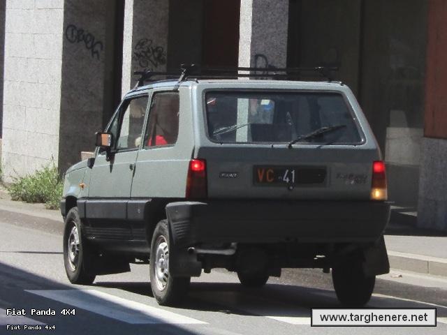 fiatpanda4x4classicauto20201130.jpg