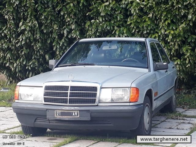 mercedes190tonymura20201206.jpg