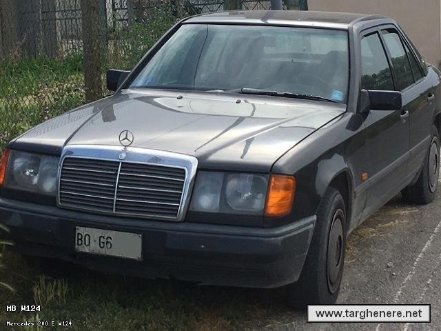 mercedesw124frabo20201217.jpg