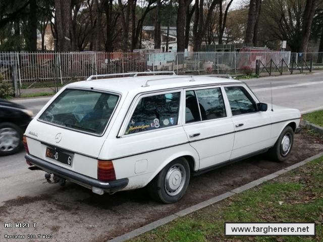 mercedesw123swbiturbo8320201222.jpg
