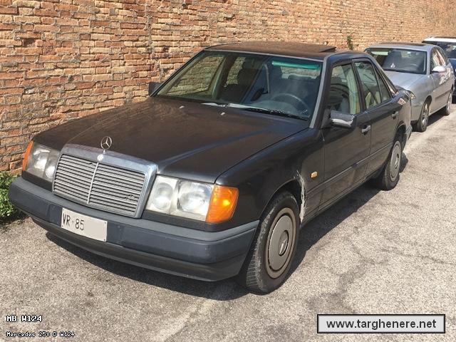 mercedesw124frabo20210104.jpg