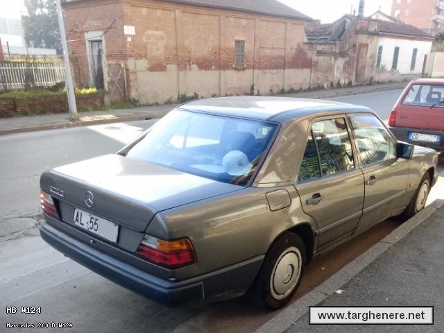 mercedesw124alfa3320210128.jpg
