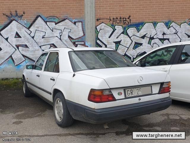 mercedesw124luka9620210203.jpg