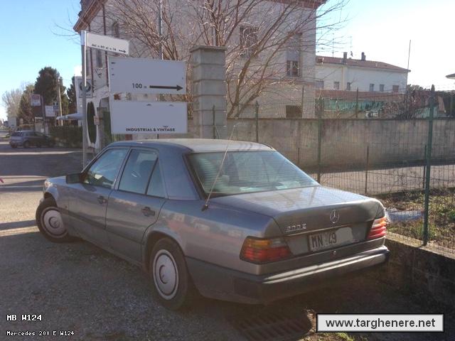 mercedesw124stefanozero20210215.jpg