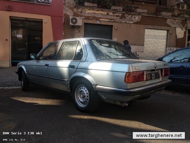 bmwe30locauto20210305.jpg