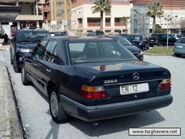 mercedesw124kanonx20210323.jpg