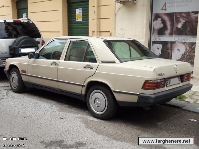 mercedes190kanonx20210324.jpg