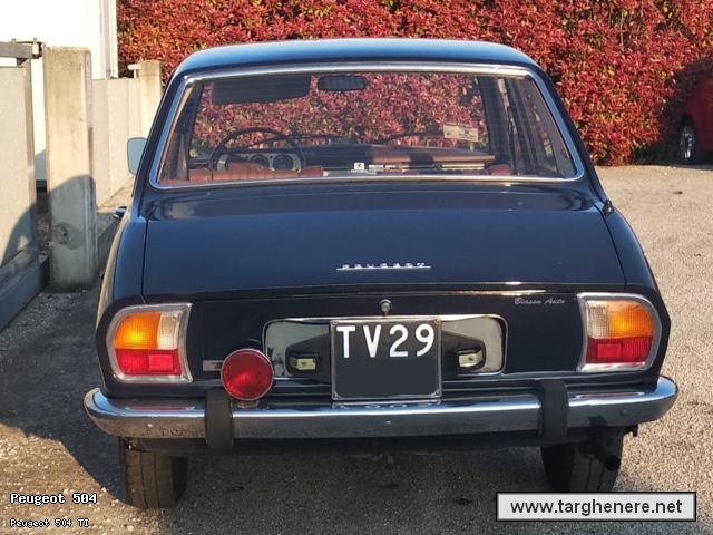 peugeot504neim20210425.jpg