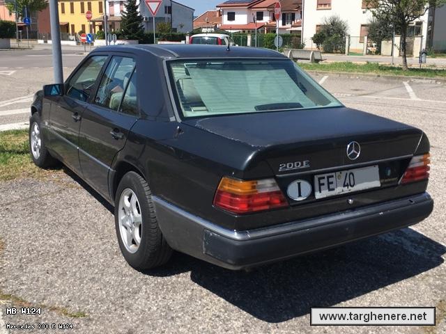 mercedesw124frabo20210504.jpg