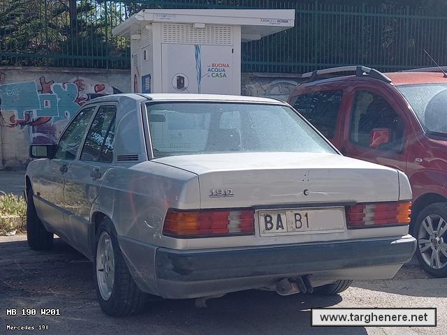 mercedes190tonymura20210527.jpg