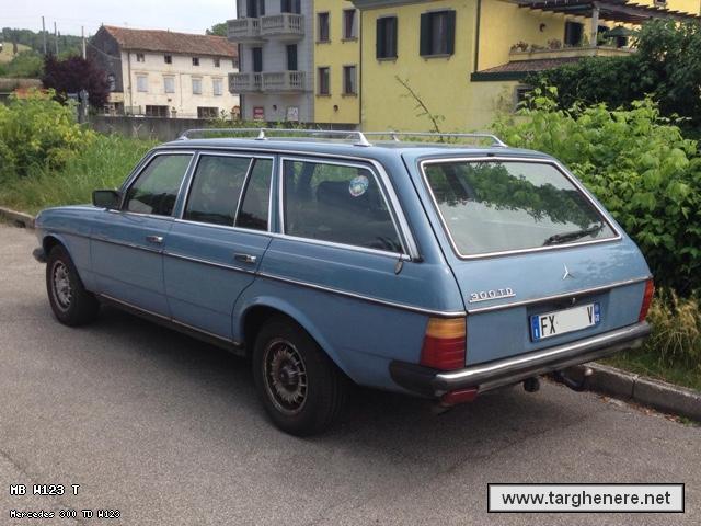 mercedesw123tstefanozero20210716.jpg