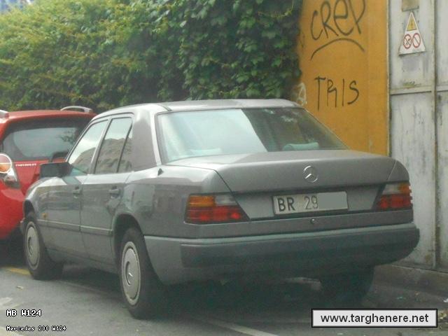 mercedesw124blowup20210718.jpg