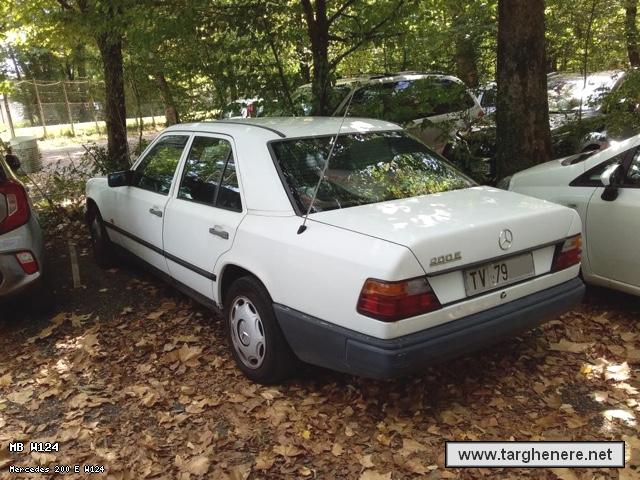 mercedesw124deltago20210927.jpg