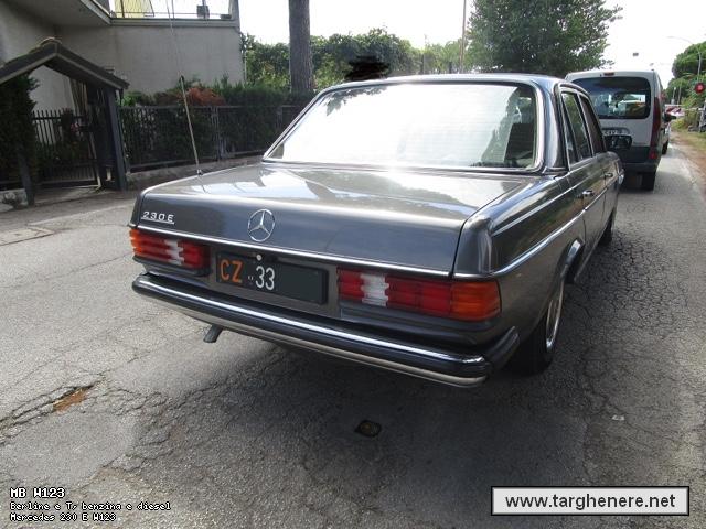 mercedesw123bob20211002.jpg