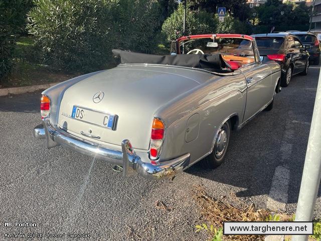 mercedespontoncabriofrancesco7820211014.jpg