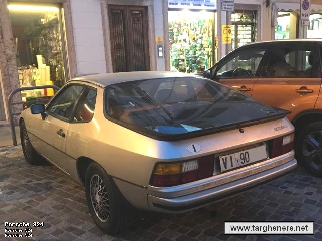 porsche924princemax20211102.jpg